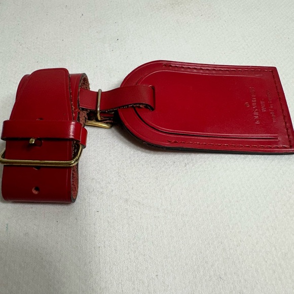 Louis Vuitton Name Tag - Picture 3 of 7